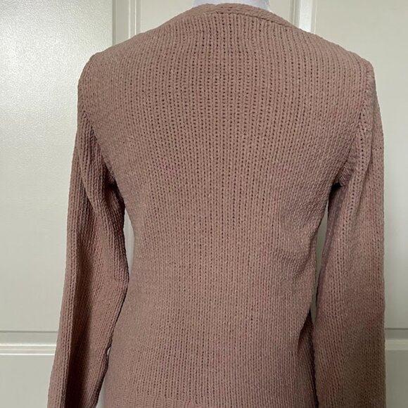 Abercrombie & Fitch Soft A&F Collection Pink V-Neck Sweater Size XS - Picture 14 of 15